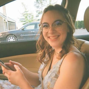 Meet your Posher, Amber